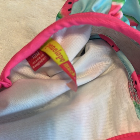 👒👧🏻👙Girl’s 18-24 bundle swimsuits, only one put in excellent condition - Picture 9 of 10